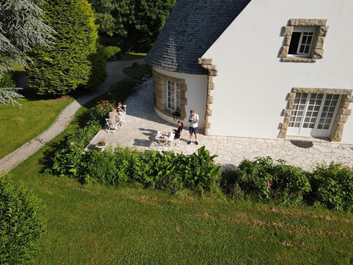 Crown Roads Bed and Breakfast Le Faouët Εξωτερικό φωτογραφία
